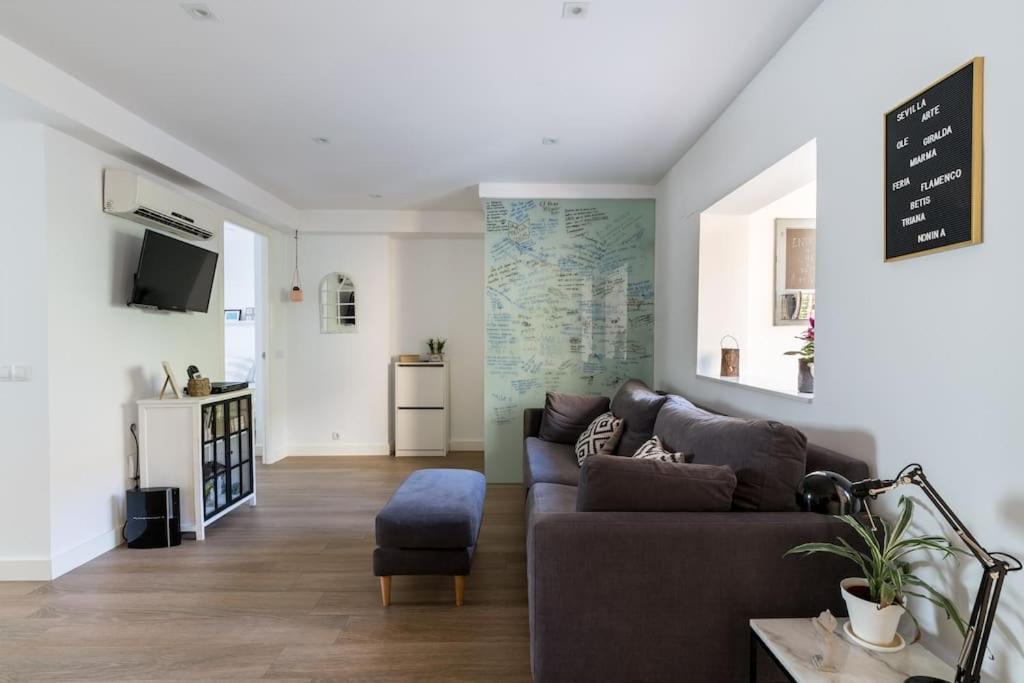 Apartamento Moderno En Triana 2 Dormitorios Y Aire Acondicionado Севілья Екстер'єр фото