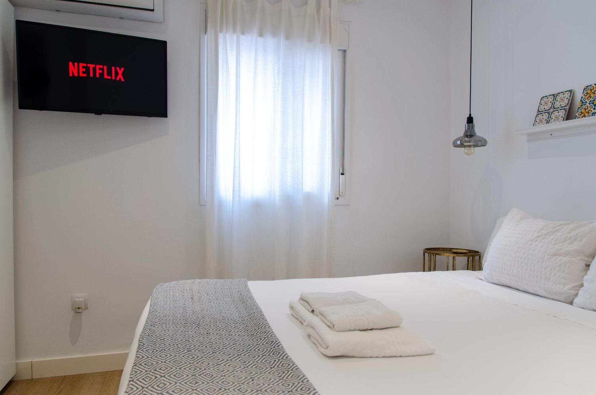 Apartamento Moderno En Triana 2 Dormitorios Y Aire Acondicionado Севілья Екстер'єр фото