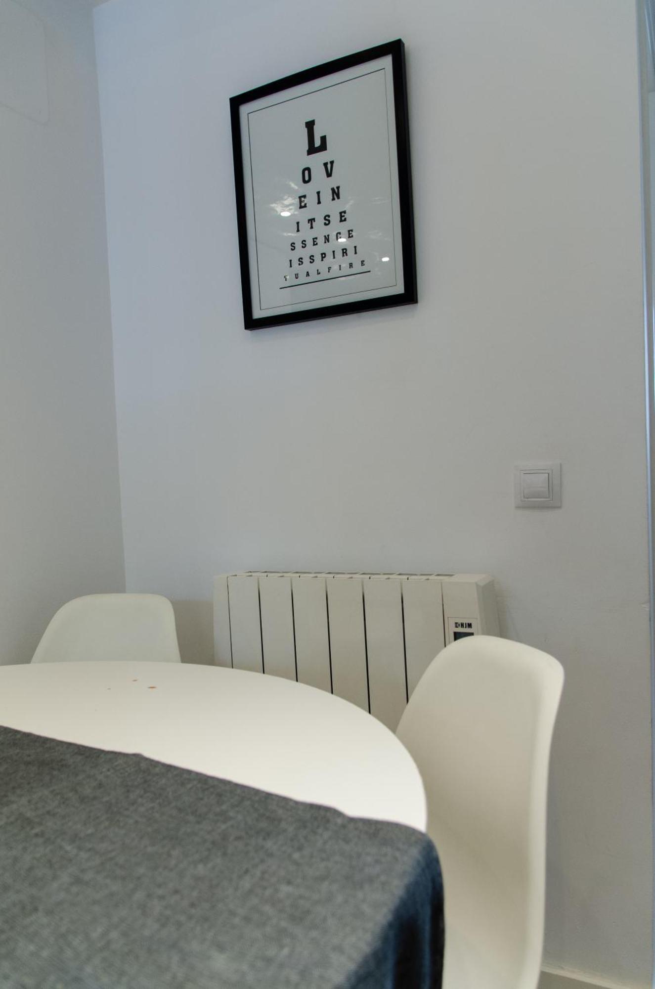 Apartamento Moderno En Triana 2 Dormitorios Y Aire Acondicionado Севілья Екстер'єр фото