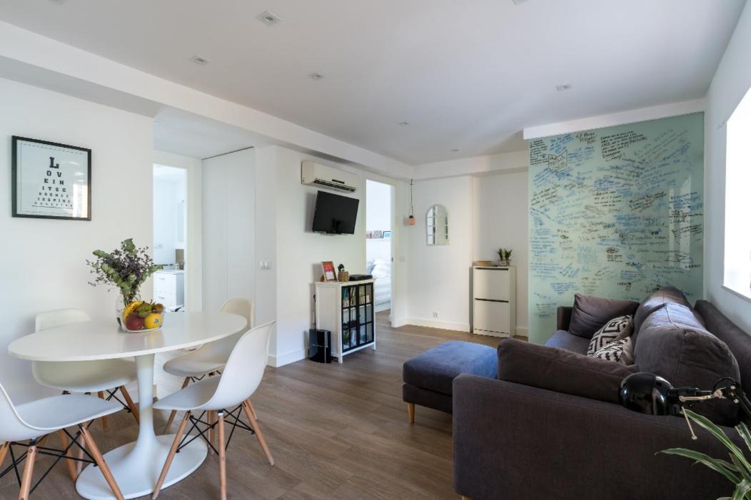 Apartamento Moderno En Triana 2 Dormitorios Y Aire Acondicionado Севілья Екстер'єр фото