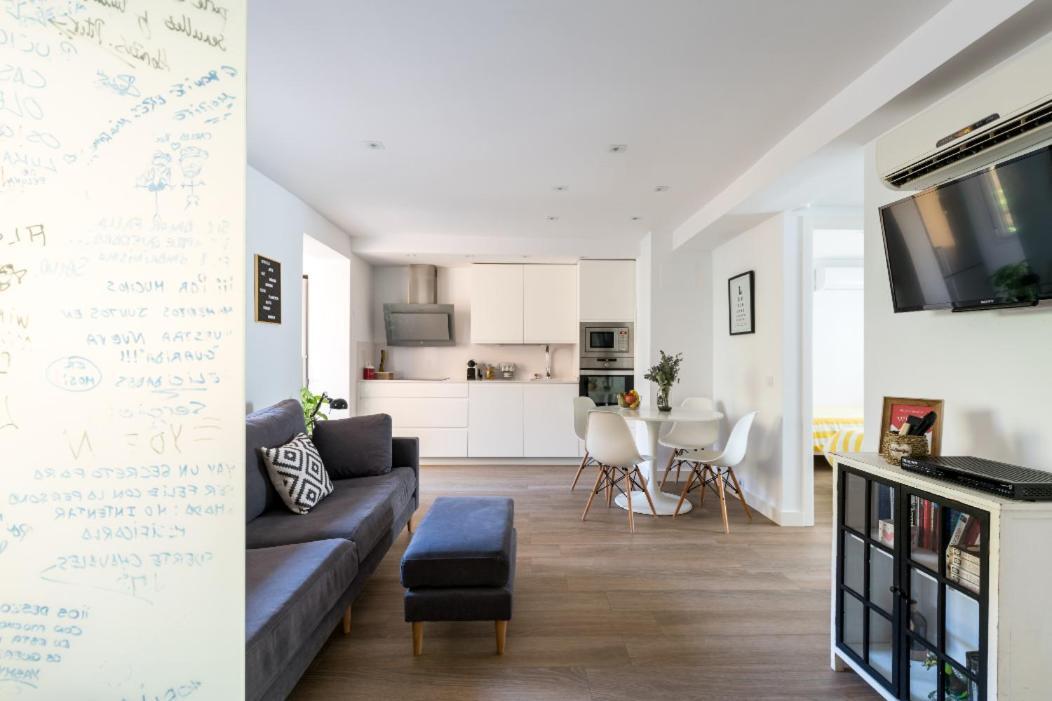 Apartamento Moderno En Triana 2 Dormitorios Y Aire Acondicionado Севілья Екстер'єр фото