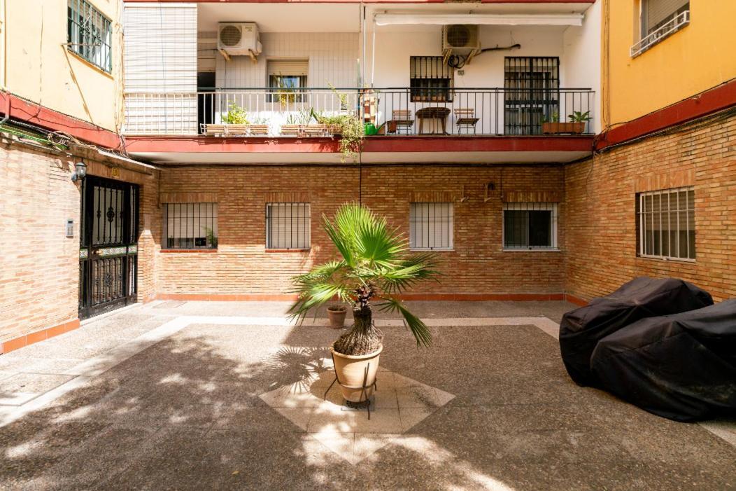Apartamento Moderno En Triana 2 Dormitorios Y Aire Acondicionado Севілья Екстер'єр фото